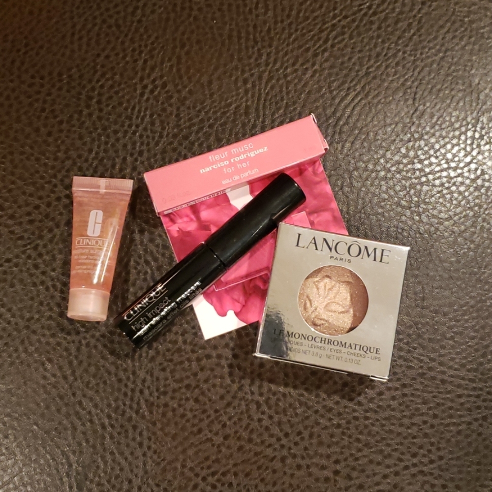 Eye makeup